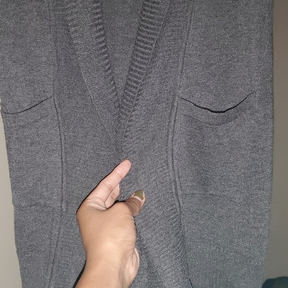 Longsleeve Cardigan - Picture 2 of 2